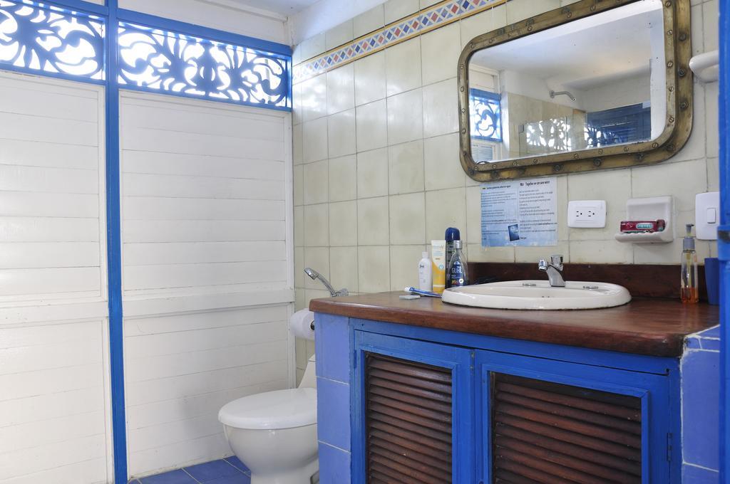 Casa Gaviota Baru Beach House Hotel Bagian luar foto